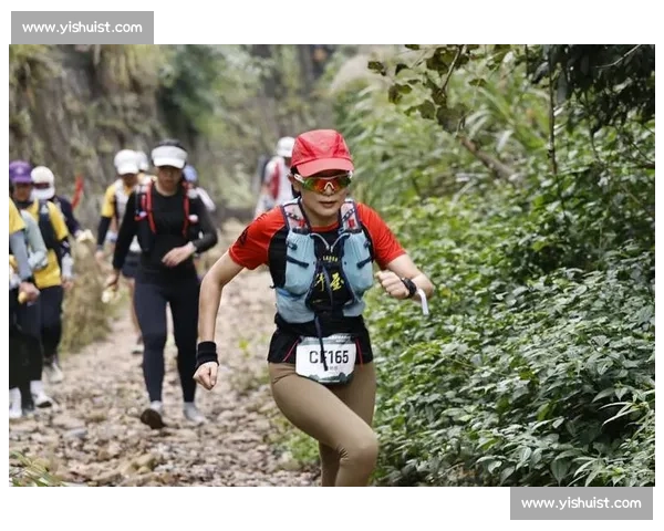 2025 司特拉越野跑张家界开跑:25 国选手决战武陵源