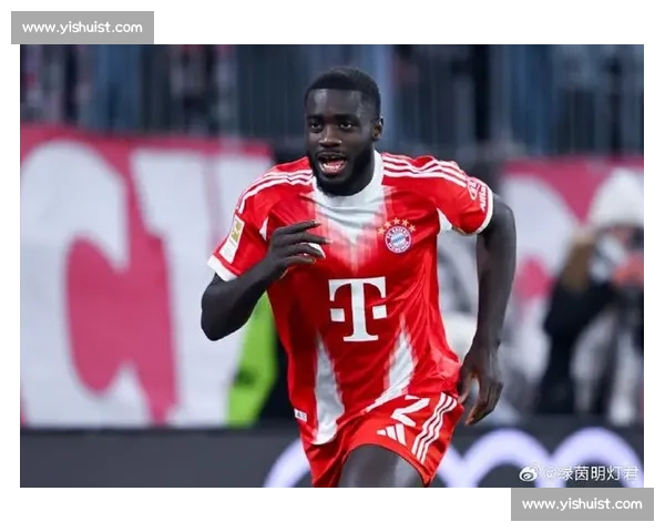 27 岁生日快乐！拜仁法国双料铁卫乌帕梅卡诺